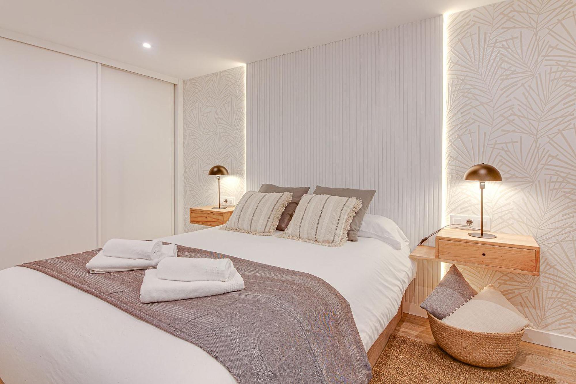 Diseno A Coruna Con Garaje Gratis By Theblueapartments Com Extérieur photo
