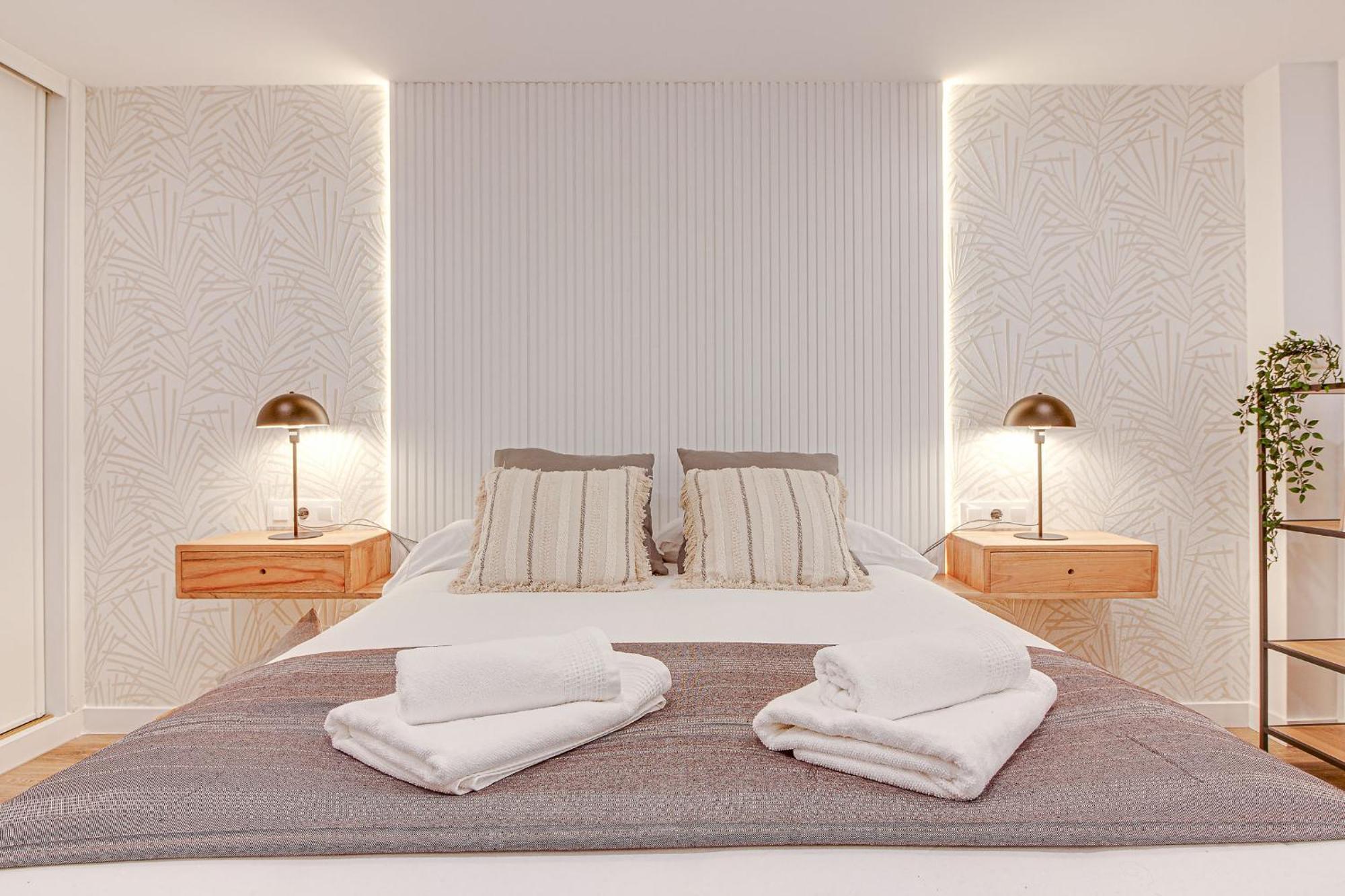 Diseno A Coruna Con Garaje Gratis By Theblueapartments Com Extérieur photo